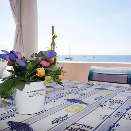 Appartement In Lipari Near Shopping