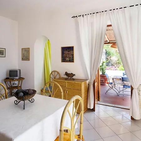 In Lipari Near Shopping Appartement